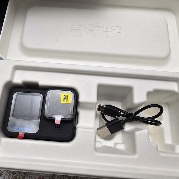GoPro Black Camera with Accessories - Picture 1 of 4